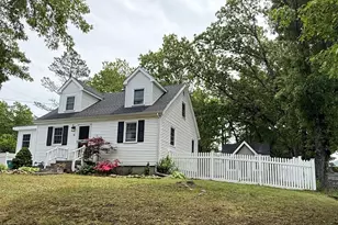 4 Robin Rd, Billerica, MA 01821 - Photo 1
