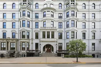 160 Commonwealth Ave #520, Boston, MA 02116 - Photo 1