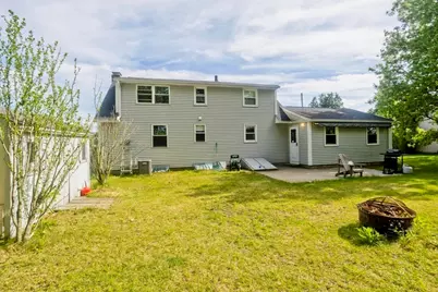 93 Moss Rd, Springfield, MA 01119 - Photo 5