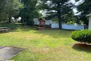 24 Lawrence St, Woburn, MA 01801 - Photo 13