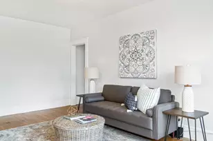 8 Kinross Rd, Boston, MA 02135 - Photo 3