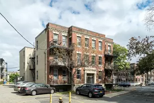 8 Kinross Rd, Boston, MA 02135 - Photo 11