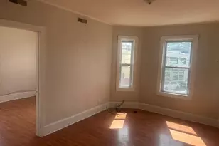 754 Aiken Ave, Lowell, MA 01850 - Photo 3