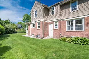 20 Wenonah Pl, Longmeadow, MA 01106 - Photo 39