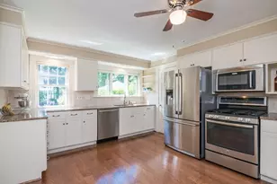 20 Wenonah Pl, Longmeadow, MA 01106 - Photo 11