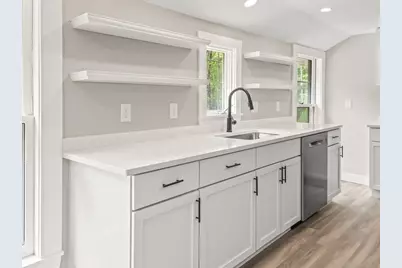 1202 Wachusett St, Holden, MA 01522 - Photo 9