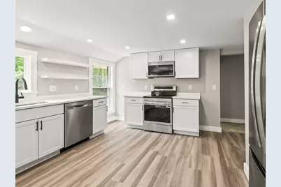 1202 Wachusett St, Holden, MA 01522 - Photo 7