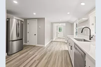 1202 Wachusett St, Holden, MA 01522 - Photo 5