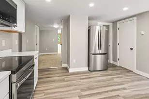 1202 Wachusett St, Holden, MA 01522 - Photo 11