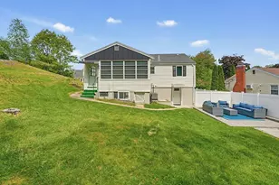 46 Robinson Rd, Woburn, MA 01801 - Photo 25