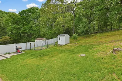 46 Robinson Rd, Woburn, MA 01801 - Photo 27