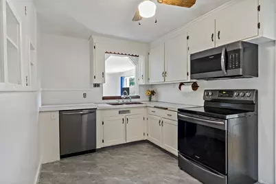238 Lake St, Bellingham, MA 02019 - Photo 5