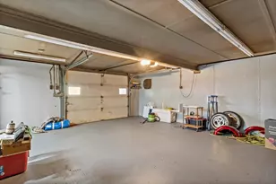 238 Lake St, Bellingham, MA 02019 - Photo 31