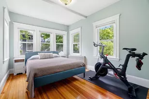 8 Mendum St, Boston, MA 02131 - Photo 21