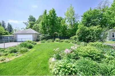 162 Hubbard St, Ludlow, MA 01056 - Photo 3