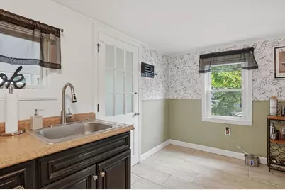 144 Holden Street, Worcester, MA 01606 - Photo 11