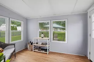144 Holden St, Worcester, MA 01606 - Photo 5