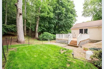 2 Paradox Dr, Worcester, MA 01602 - Photo 35