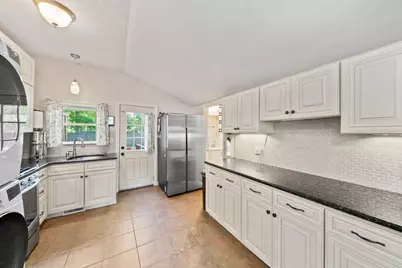 22 Madison Road, Halifax, MA 02338 - Photo 11