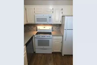 740 Central #J9, Leominster, MA 01453 - Photo 3