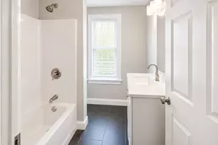 14 Humboldt Pl, Boston, MA 02127 - Photo 7