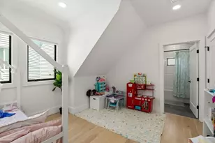 23 Jaques St, Somerville, MA 02145 - Photo 33