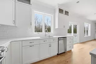 37 Balsam Hl Rd, Ludlow, MA 01056 - Photo 5