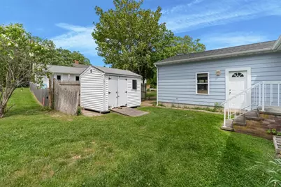 821 Pearse Rd, Swansea, MA 02777 - Photo 5