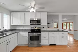 821 Pearse Rd, Swansea, MA 02777 - Photo 21