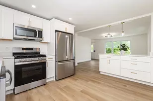 1330 Main St, Tewksbury, MA 01876 - Photo 9