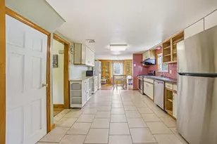 229 Summer St, Weymouth, MA 02188 - Photo 7