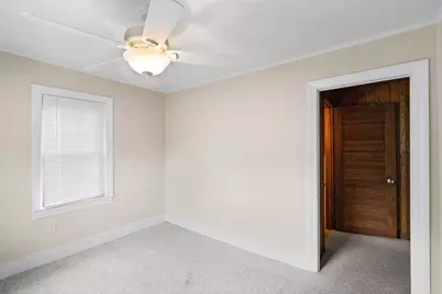 97 Pleasant St, Spencer, MA 01562 - Photo 21