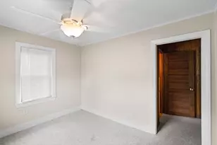 97 Pleasant St, Spencer, MA 01562 - Photo 21