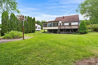 97 Pleasant St, Spencer, MA 01562 - Photo 31