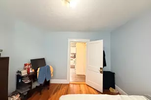 20 Windsor Rd, Medford, MA 02155 - Photo 9