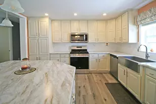 127 Freedom Trail, Westfield, MA 01085 - Photo 5