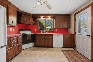 398 Salem St, Wakefield, MA 01880 - Photo 11