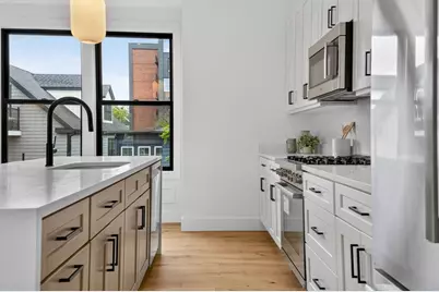 24 Spring Hill Terrace #C, Somerville, MA 02143 - Photo 5