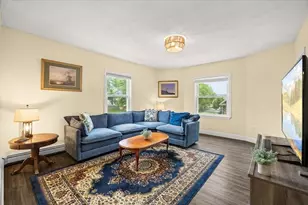 35 Hazel St, Attleboro, MA 02703 - Photo 17