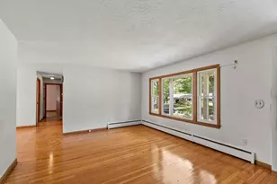 12 Abbott Ln, Chelmsford, MA 01824 - Photo 3
