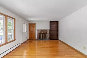 12 Abbott Ln, Chelmsford, MA 01824 - Photo 5