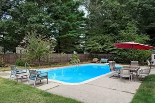 33 Margaret Rd, Taunton, MA 02718 - Photo 3