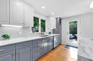 552 Concord Ave, Lexington, MA 02421 - Photo 11