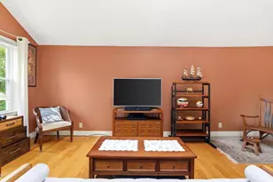 225 Riverside Dr, Dedham, MA 02026 - Photo 9