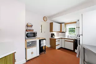 225 Riverside Dr, Dedham, MA 02026 - Photo 11