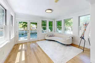 37 Oakland St, Wellesley, MA 02481 - Photo 15