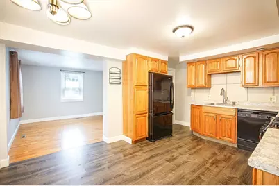 39 Greenwood St #39, Westfield, MA 01085 - Photo 7