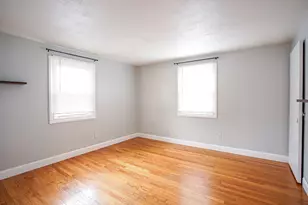 39 Greenwood St, Westfield, MA 01085 - Photo 13