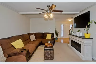 679 Parker St, Springfield, MA 01129 - Photo 9