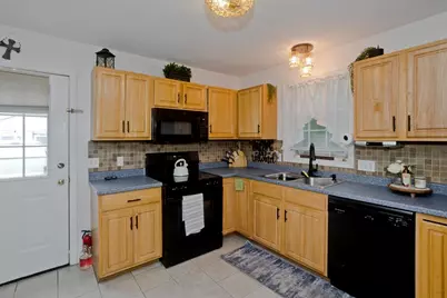 679 Parker St, Springfield, MA 01129 - Photo 13